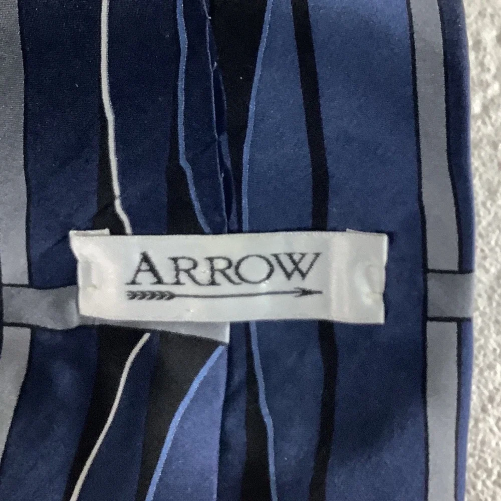 Arrow Mens Silk Necktie Navy Blue Grey Geometric Striped Grid Formal Tie